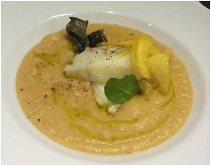 Passato di ceci con baccalá confit