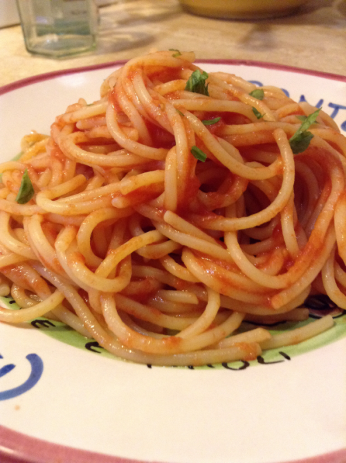 Spaghetti with tomato sauce