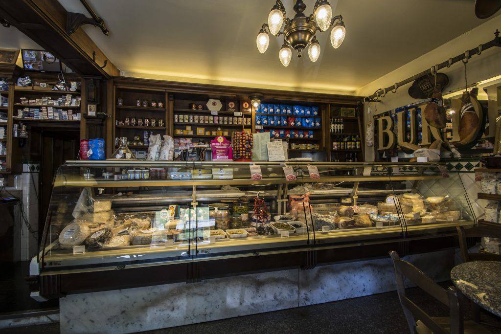 Da Burde Shop con specialità locali