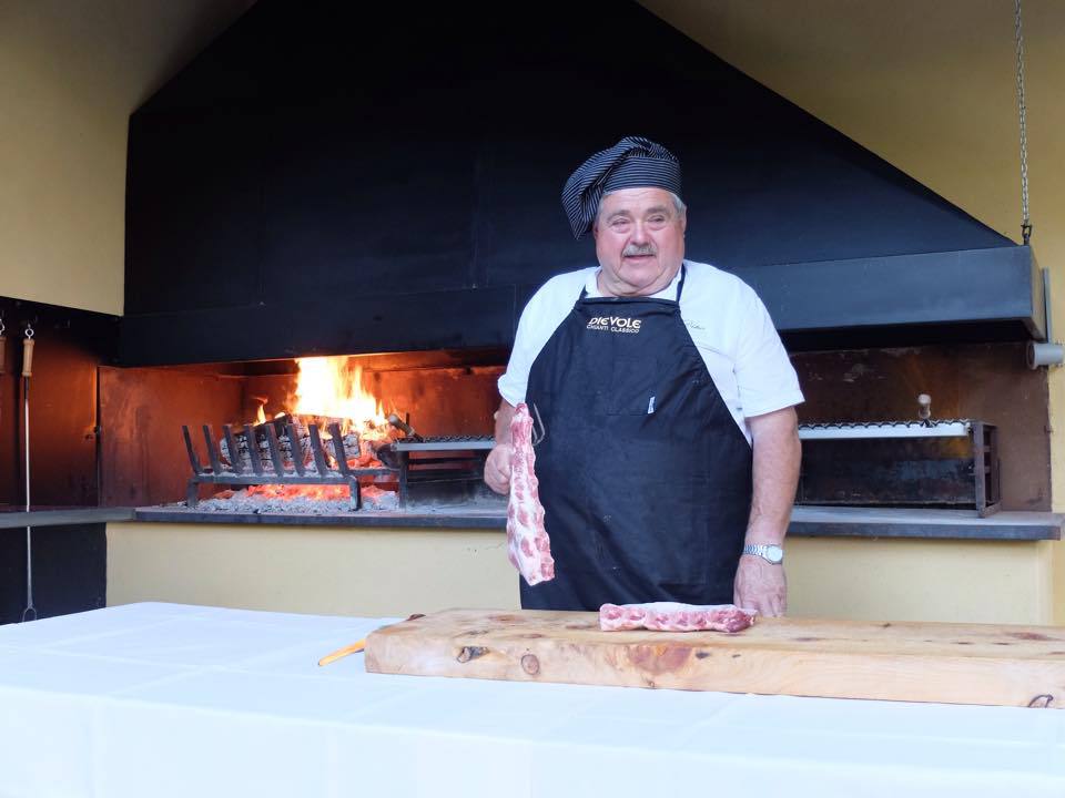 BBQ Night at Dievole with Dino at the flames