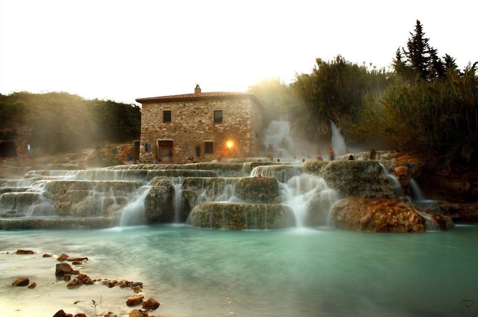 Saturnia thermal bath | Photo Flickrs user Jarle Refsnes