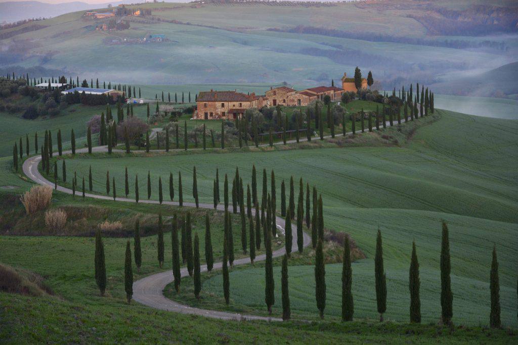 Antonio Cinotti: An amazing country house in the Crete Senesi Area between Asciano and San Giovanni d'Asso