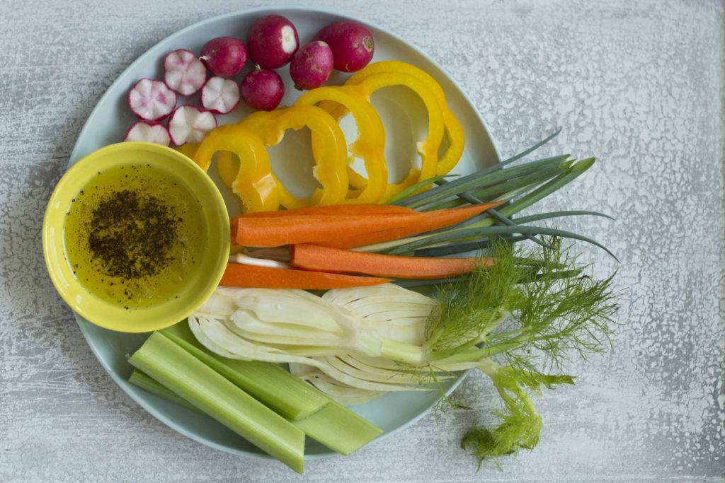 A healthy and colorful antipasto: Pinzimonio! Ph Wei-Duan Woo (Flickr CC)