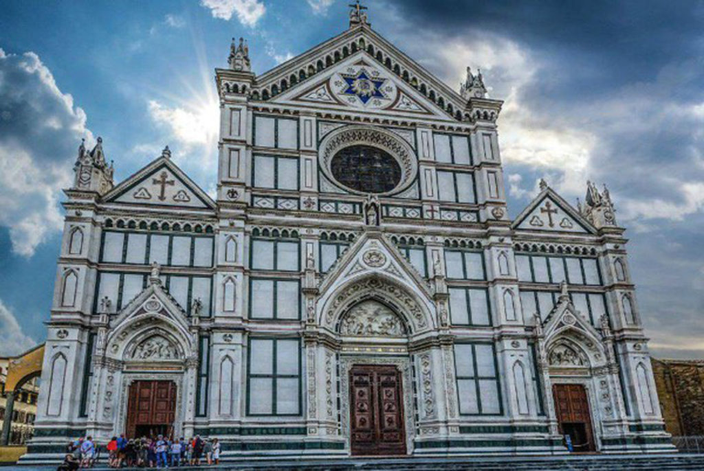 Santa Croce Basilica - Tuscany and books Santa Croce Basilica - Tuscany and books