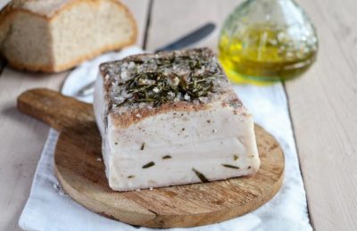 Ricetta sfiziosa con l’olio nuovo: Bruschetta con Lardo di Colonnata