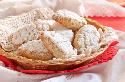 I ricciarelli, un dolce regalo per Natale