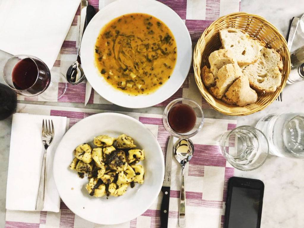 If you visit Florence you cannot miss Traditional Florentine Lunch at Sergio Gozzi Traditional Florentine Lunch at Sergio Gozzi | Visit Florence