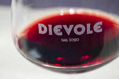Il Profumo del Vino: quali sono i sentori del vino Toscano e come riconoscerli