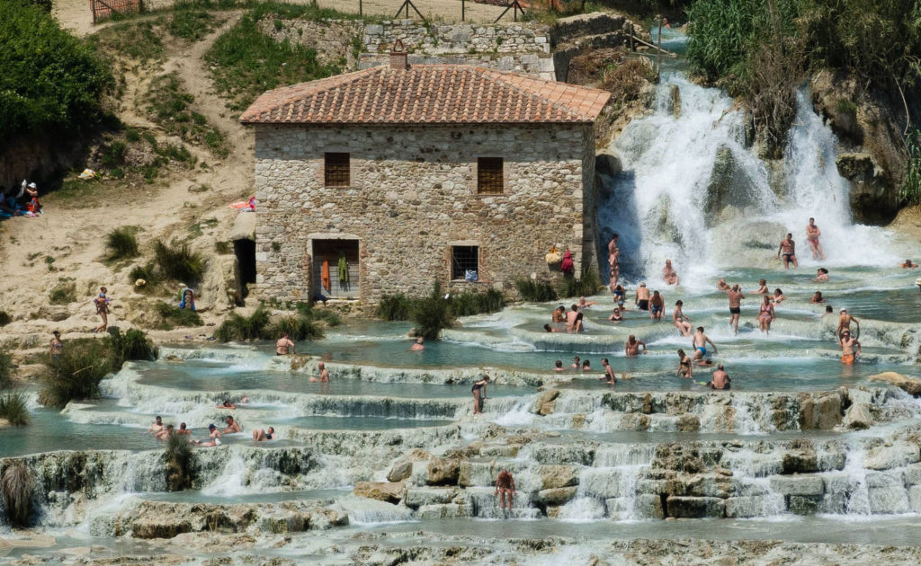 Saturnia thermal bath: relax during winter in Italy Saturnia thermal bath: relax during winter in Italy