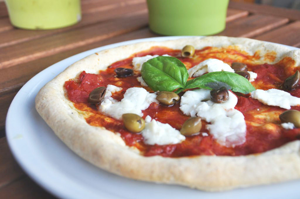 Una pizza senza glutine - Prelibatezze e pasta senza glutine in Italia