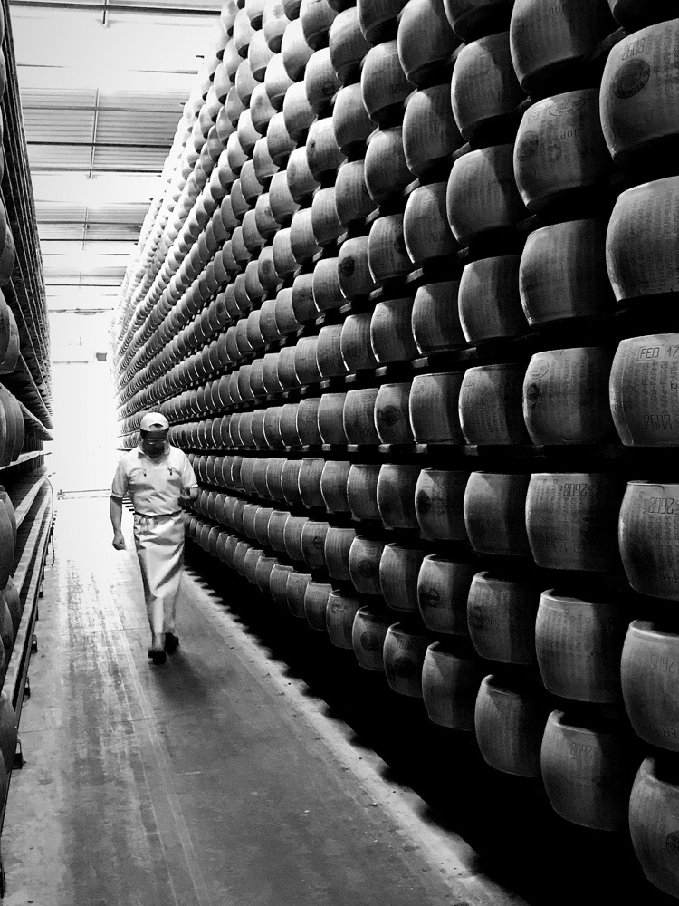 Parmigiano Reggiano - Italian Cheese Parmigiano Reggiano - Italian Cheese