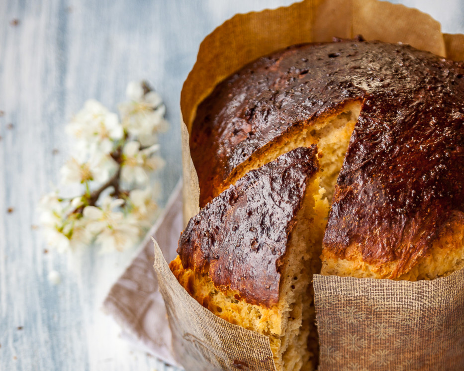 "Colomba" is a dove-shaped sweet bread very popular in Italy "Colomba" is a dove-shaped sweet bread very popular in Italy