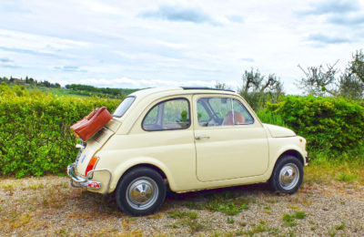 Vintage Tours in Italy: nostalgic shopping, cars and more