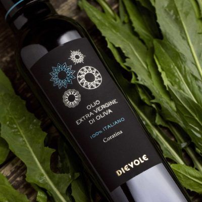 Tastes like wild chicory: a tribute by Dievole to a majestic oil that meets an unforgettable dessert